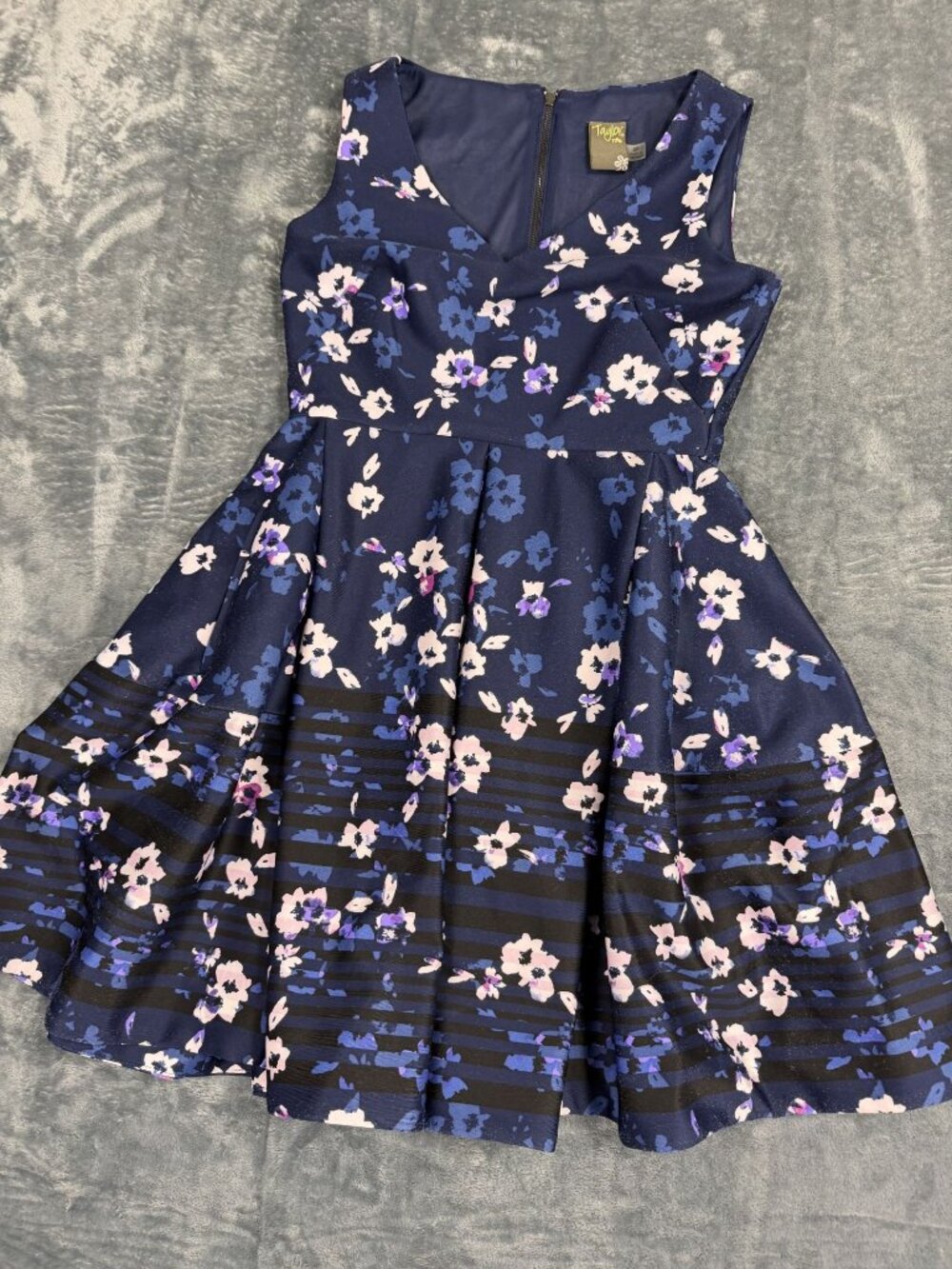Taylor Petite Navy Blue Floral Fit & Flare Dress With Striped Hem Size 2P